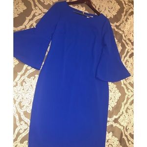 Gorgeous blue dress!